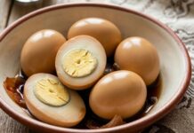 Huevos Haminados (Sephardic Slow-Cooked Onion-Skin Eggs) Huevos Haminados (Sephardic Slow-Cooked Onion-Skin Eggs)