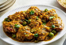 Djaj Mqualli (Moroccan Chicken with Olives and Preserved Lemon) Djaj Mqualli (Moroccan Chicken with Olives and Preserved Lemon)