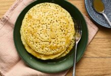 Baghrir (Moroccan Thousand-Hole Semolina Pancakes) Baghrir (Moroccan Thousand-Hole Semolina Pancakes)
