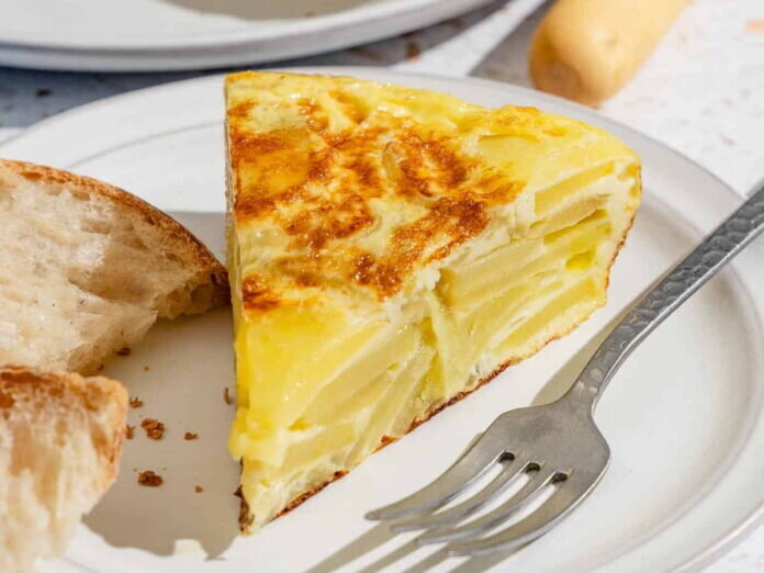 Mediterranean-Dish-Spanish-Tortilla-LEAD-7-fotor-20260709175428 (1) Spanish Tortilla Española