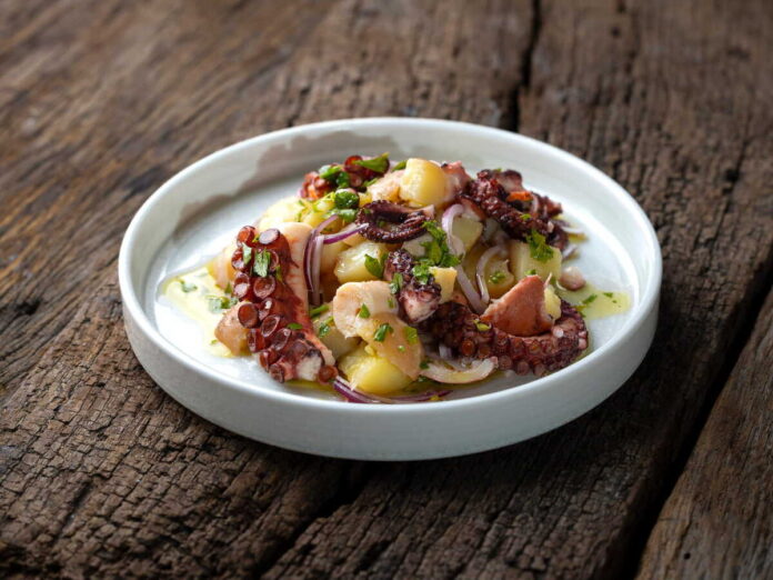 Salata od Hobotnice (Dalmatian Octopus Salad)