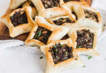 Sfeeha (Lebanese Open-Faced Meat Pies) Sfeeha (Lebanese Open-Faced Meat Pies)