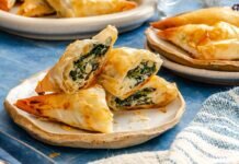 Greek Spanakopita Triangles Greek Spanakopita Triangles