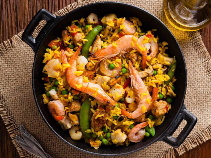 Spanish-paella-scaled-fotor-20260709194335 (1) (1) Easy Spanish Paella