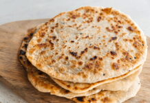 Kesra (Algerian Semolina Skillet Bread) Kesra (Algerian Semolina Skillet Bread)