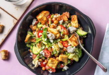 Fattoush (Lebanese Toasted Pita Salad) Fattoush (Lebanese Toasted Pita Salad)