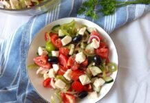 Greek Salad (Horiatiki) Greek Salad (Horiatiki)