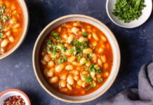 Loubia (Moroccan White Bean Stew in Tomato Sauce) Loubia (Moroccan White Bean Stew in Tomato Sauce)