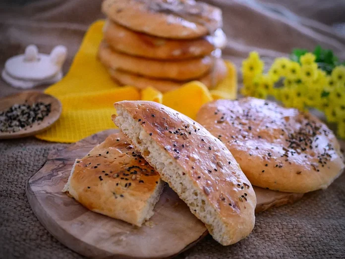 Khobz Tabouna (Tunisian Clay-Oven Semolina Bread)