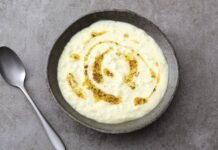 Yayla Corbasi (Turkish Yogurt and Rice Soup) Yayla Corbasi (Turkish Yogurt and Rice Soup)
