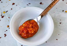 Filfel Chuma (Libyan Garlic and Chili Sauce) Filfel Chuma (Libyan Garlic and Chili Sauce)
