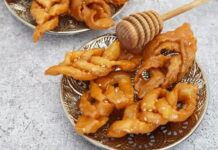 Griwech (Algerian Fried Honey-Sesame Pastry Twists) Griwech (Algerian Fried Honey-Sesame Pastry Twists)