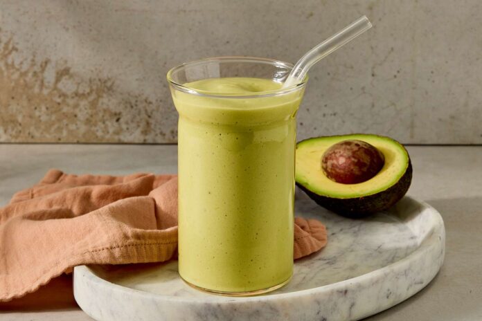 EWL-Avocado-Banana-Smoothie-3x2-051_preview_maxWidth_4000_maxHeight_4000_ppi_300_quality_100-aaf24ea12904416cbdf3760f4ba3aab8 Assir Avocat (Moroccan Avocado and Almond Milk Smoothie)