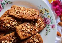 Kwarezimal (Maltese Lenten Almond Cookies) Kwarezimal (Maltese Lenten Almond Cookies)