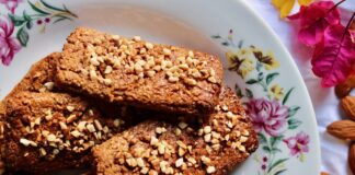 Kwarezimal (Maltese Lenten Almond Cookies) Kwarezimal (Maltese Lenten Almond Cookies)