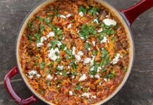 Youvetsi (Greek Baked Beef and Orzo) Youvetsi (Greek Baked Beef and Orzo)