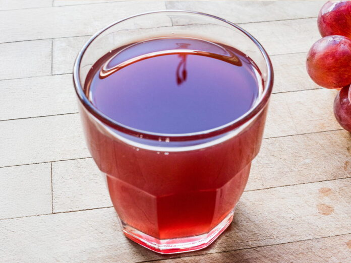 Şıra (Turkish Grape Must Drink)