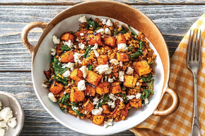 Freekeh Pilaf (Levantine Roasted Green Wheat Pilaf with Chickpeas)