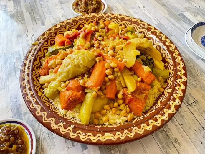 recette-couscous-marocain-1024x768 Couscous bel Hout (Tunisian Fish Couscous)