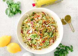 Salatet Malfouf (Lebanese Shredded Cabbage Salad) Salatet Malfouf (Lebanese Shredded Cabbage Salad)