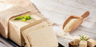 Halva (Sesame Tahini Halva) Halva (Sesame Tahini Halva)